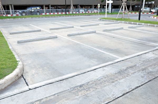 Parking Lot Resurfacing in Delray Beach
